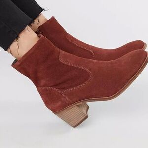 Crevo Jade Leather Ankle Boot-7